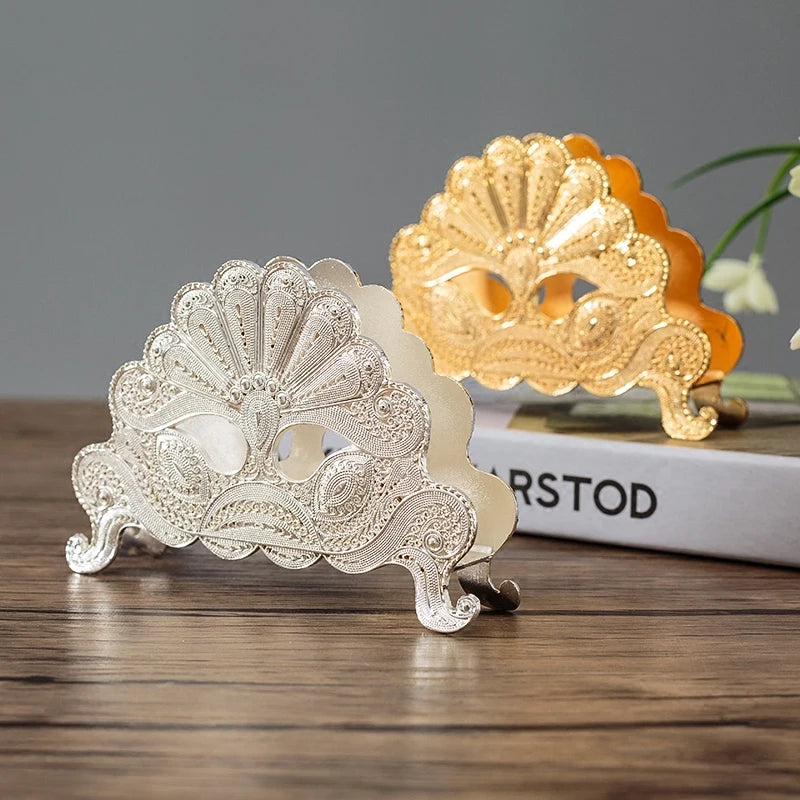 Table Tissue Holder