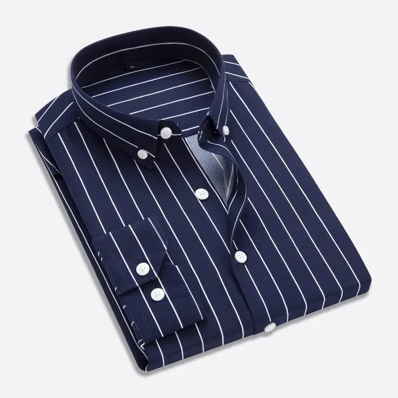 Men‘s Long Sleeved Striped Casual Shirt