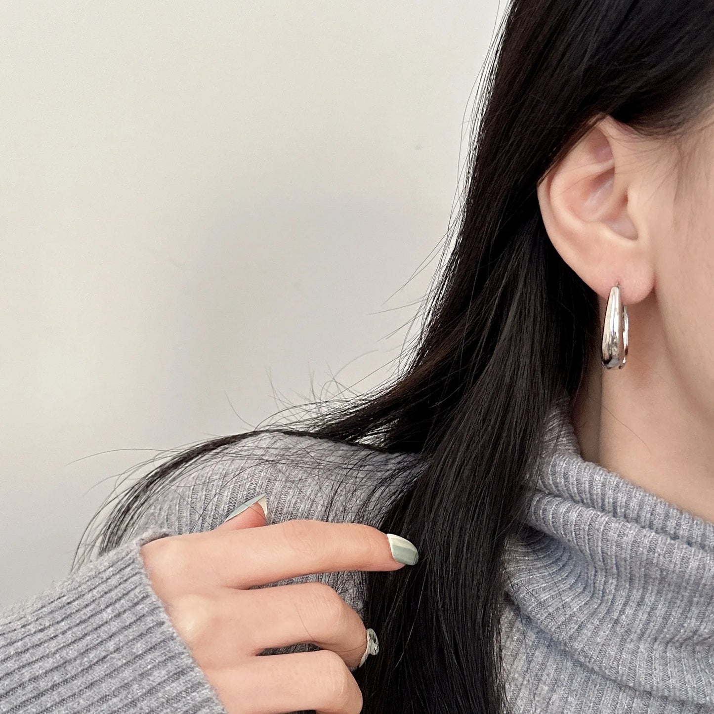 Metal Drop Earrings for Woman