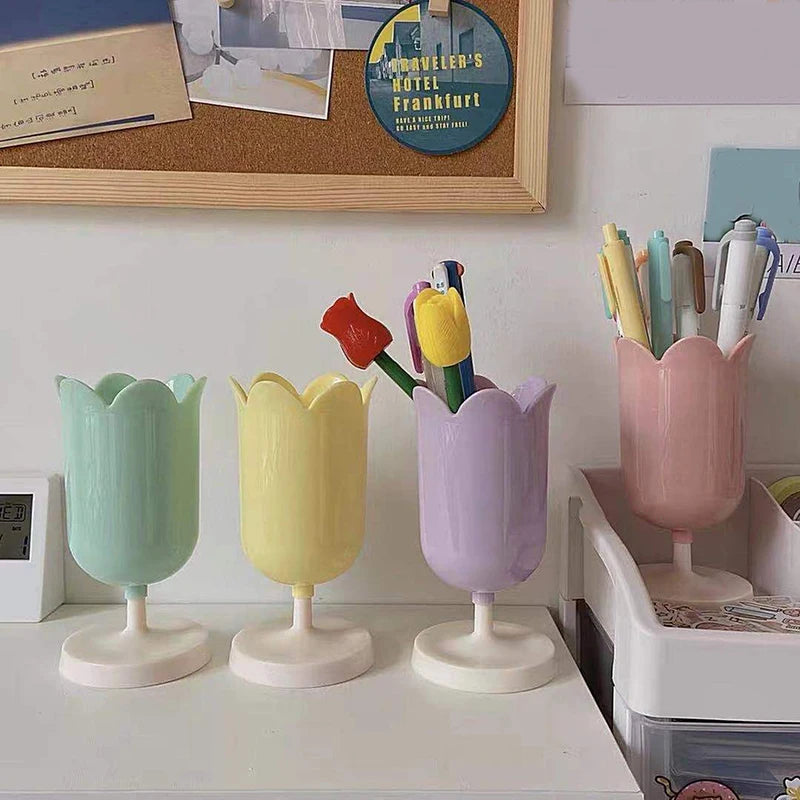 Tulip Pen Holder